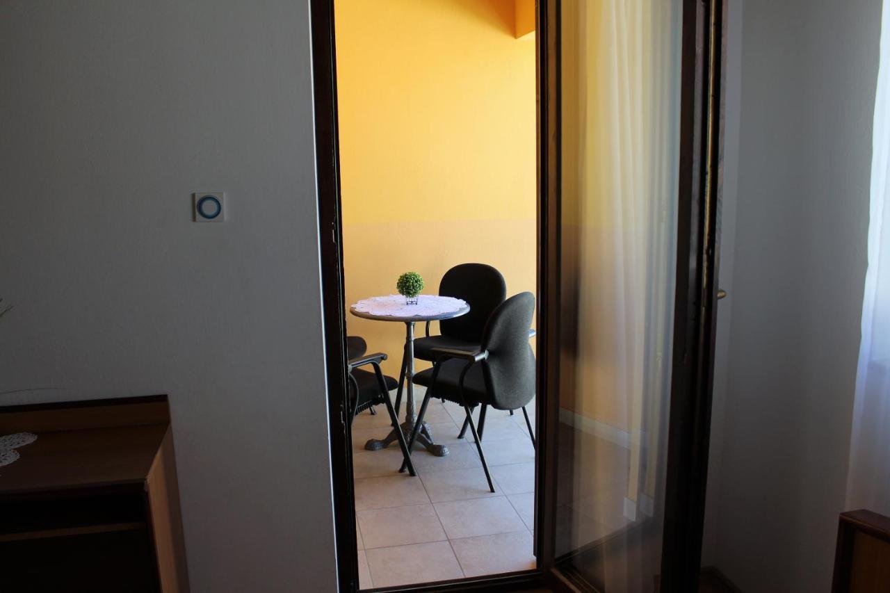 Apartment Benten Drvenik  Exterior photo